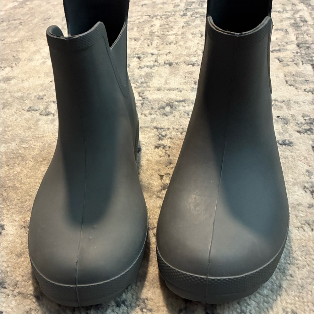 Women's Gray Rain Boots